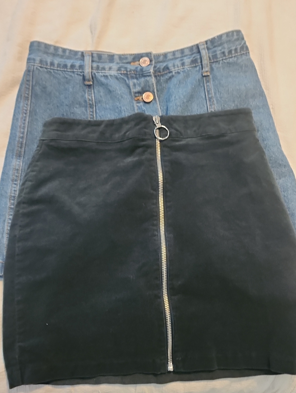 Forever 21 Black Zip-Front Mini Skirt with Ring Pull And Demin Skirt